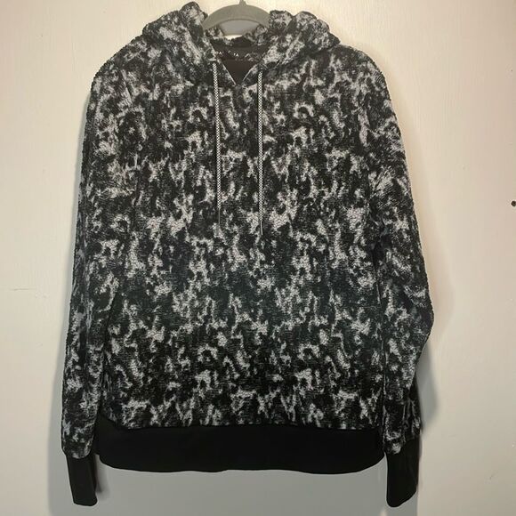 Athleta- “Tugga Sherpa Jacquard Hoodie” Black & White w/ Thumb Holes- Size Large - Picture 3 of 10
